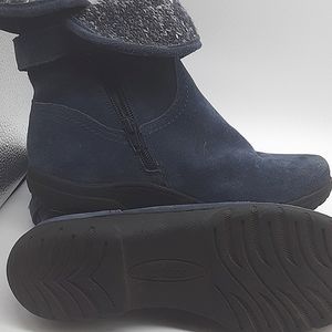 BASS Womens Ankle Turn Down Boots Snap Zip Leather Suede Size 6 Activewear 👋